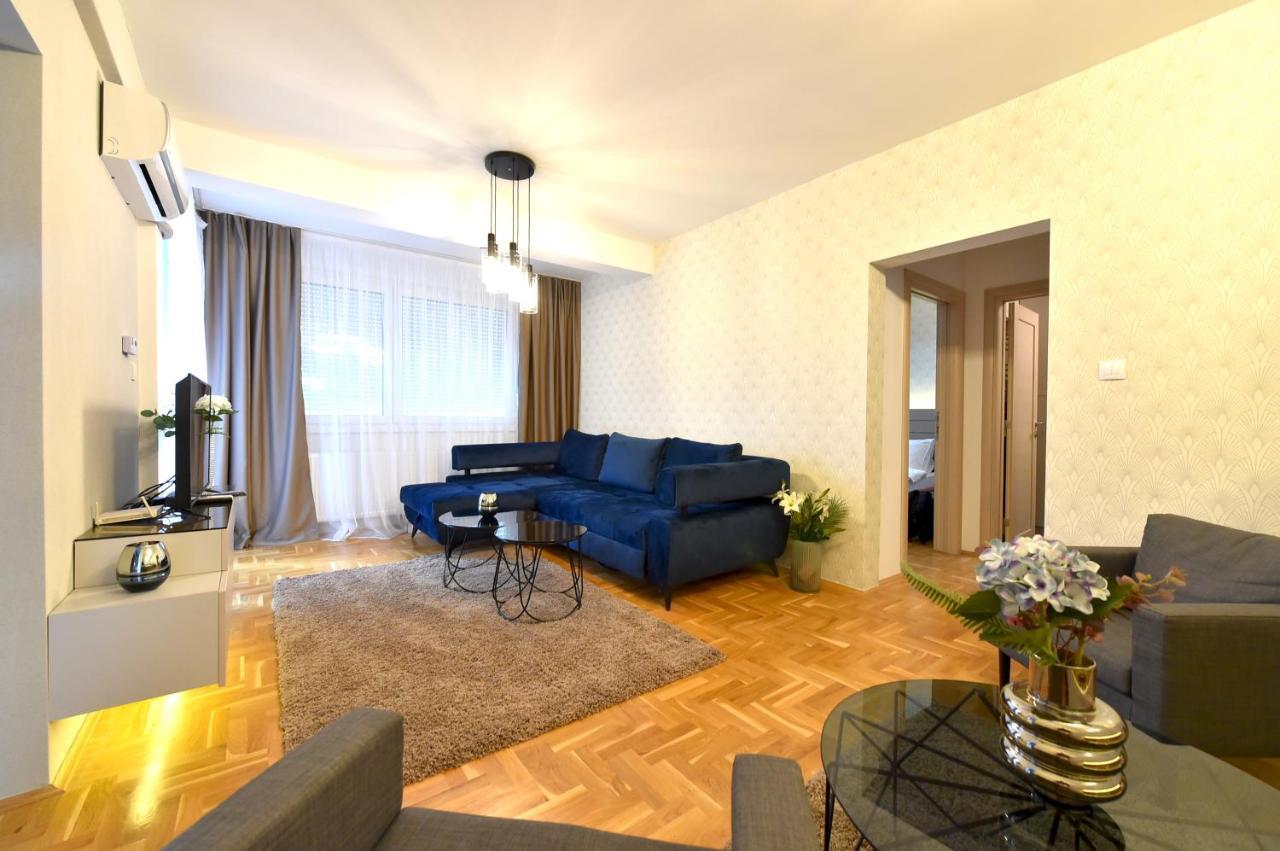 Sky Lux Apartman Gornji Milanovac Ngoại thất bức ảnh