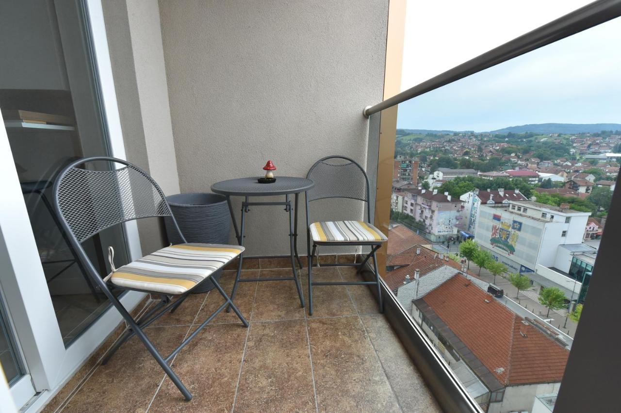 Sky Lux Apartman Gornji Milanovac Ngoại thất bức ảnh